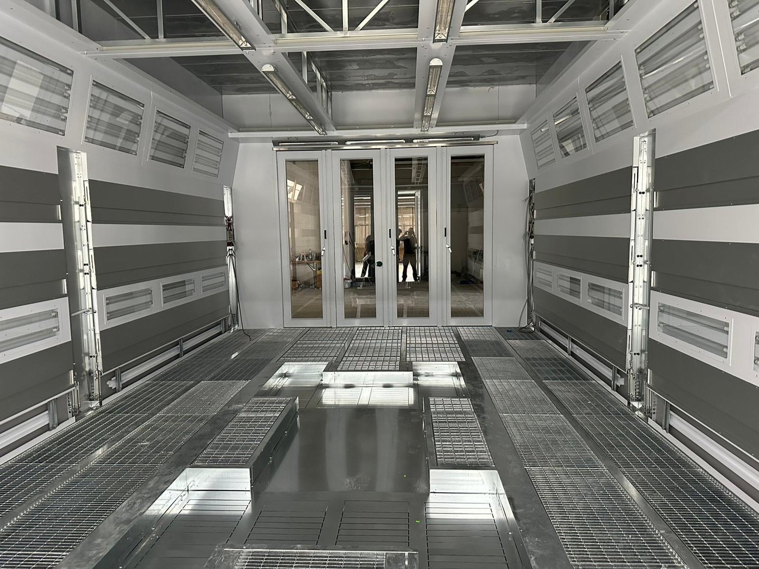1200m² workshop, Foto 4 von 4