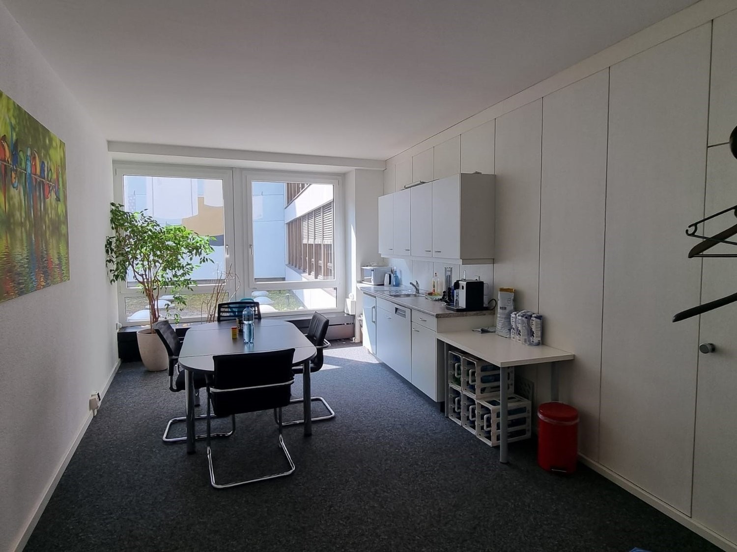 160m² office