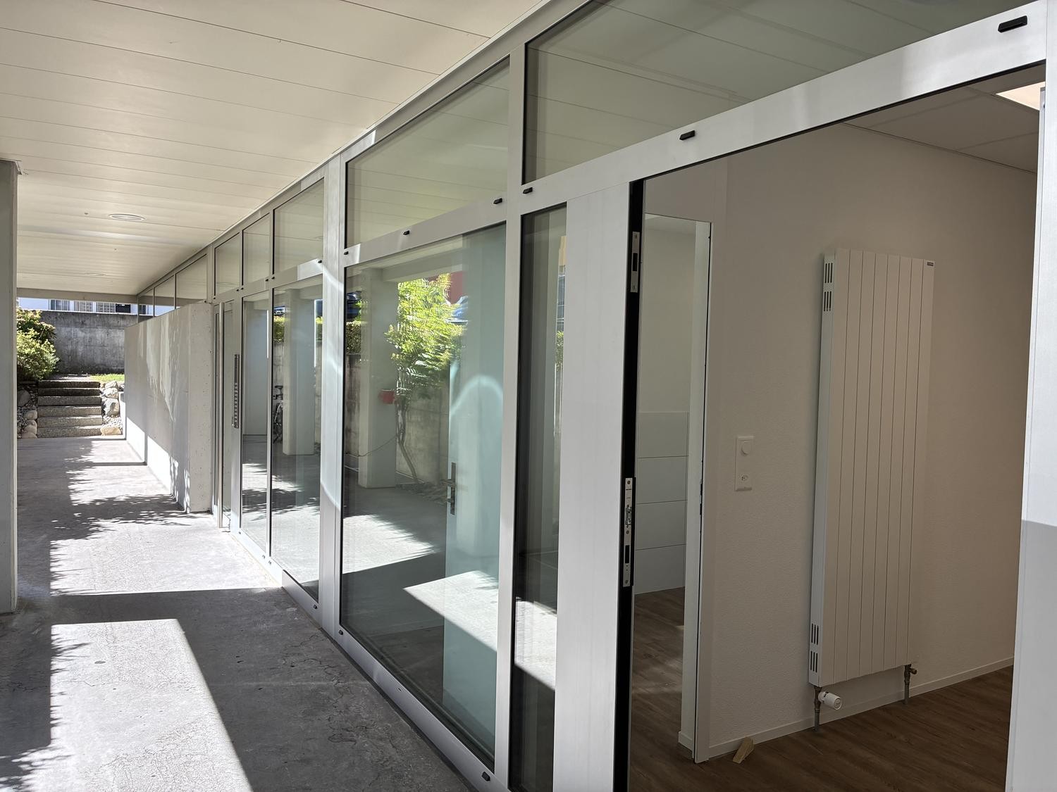 200m² commercial, Foto 1 von 10