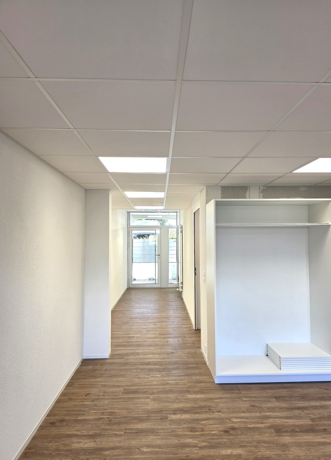 200m² commercial, Foto 8 von 10