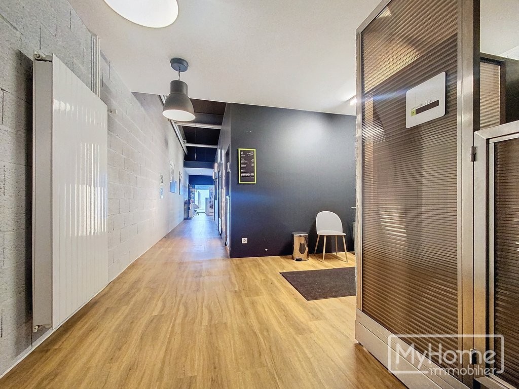 79m² shop, photo 4 of 4