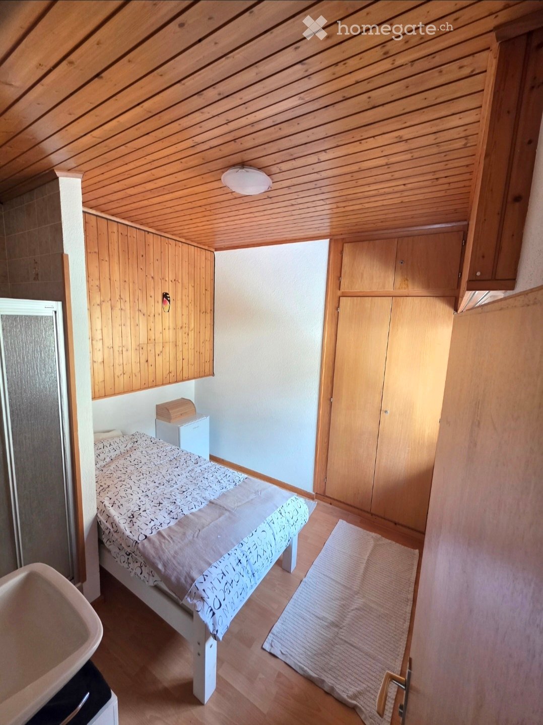 1 room single room