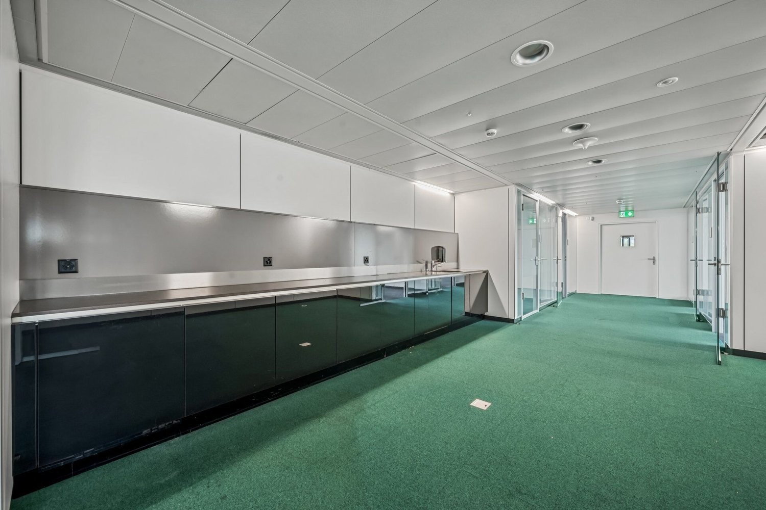487m² office, Foto 7 von 10
