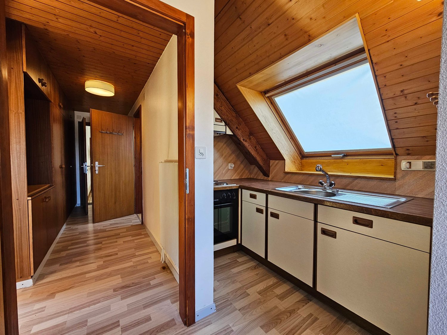 2-Zimmer-Wohnung, Foto 1 von 10