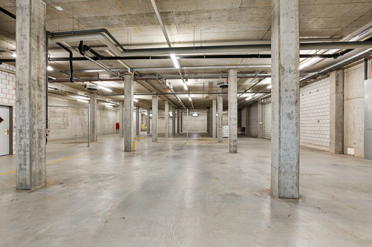 757m² storage room, Foto 2 von 5