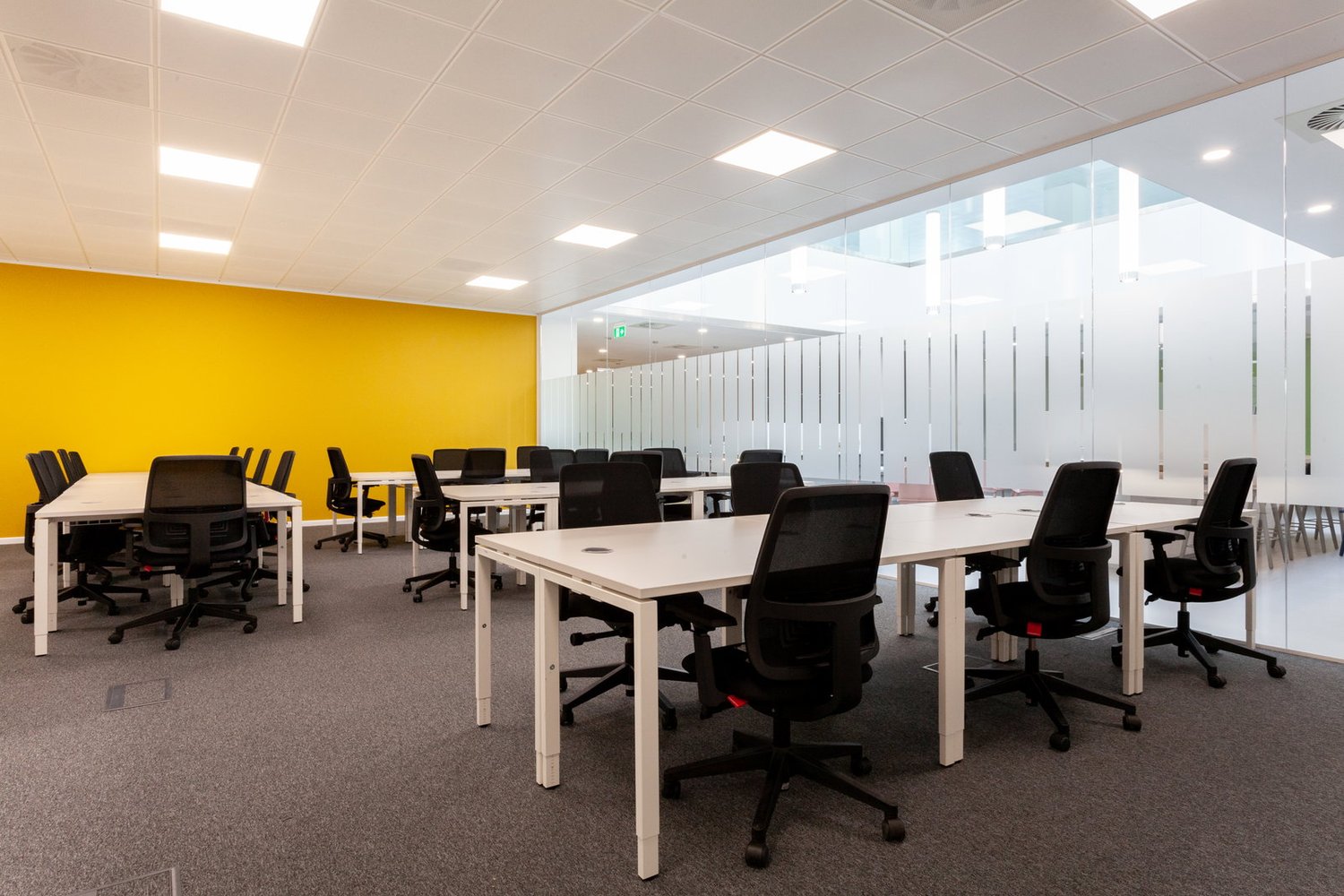 Office, Foto 2 von 7