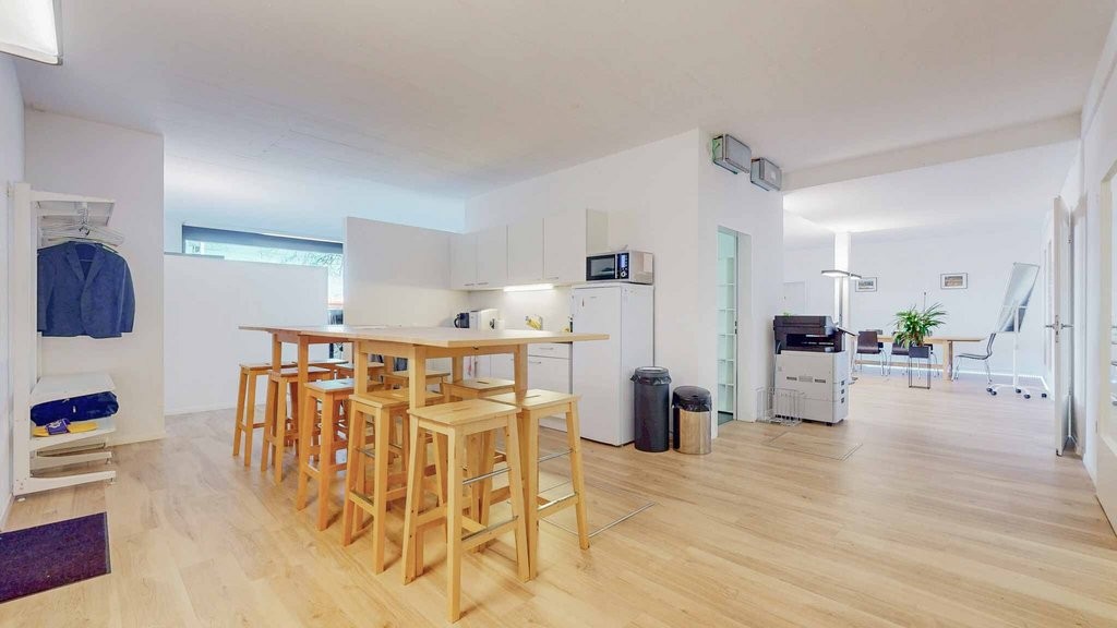 175m² shop, Foto 5 von 10