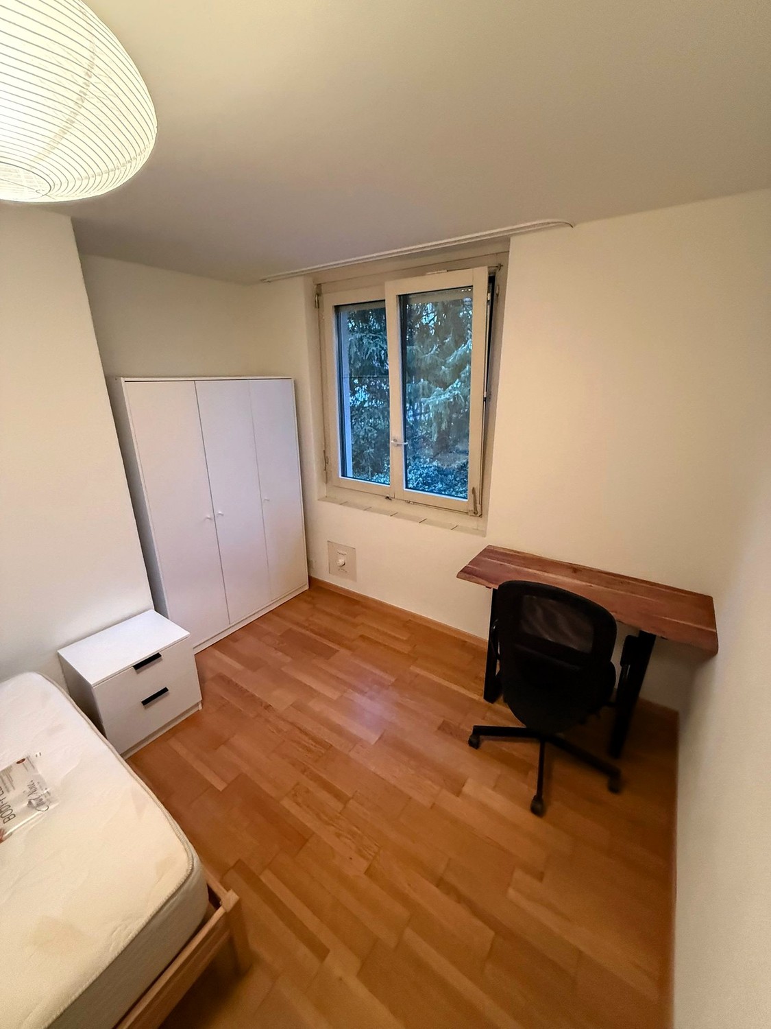 Zimmer in einer Wohngemeinschaft, Foto 2 von 4