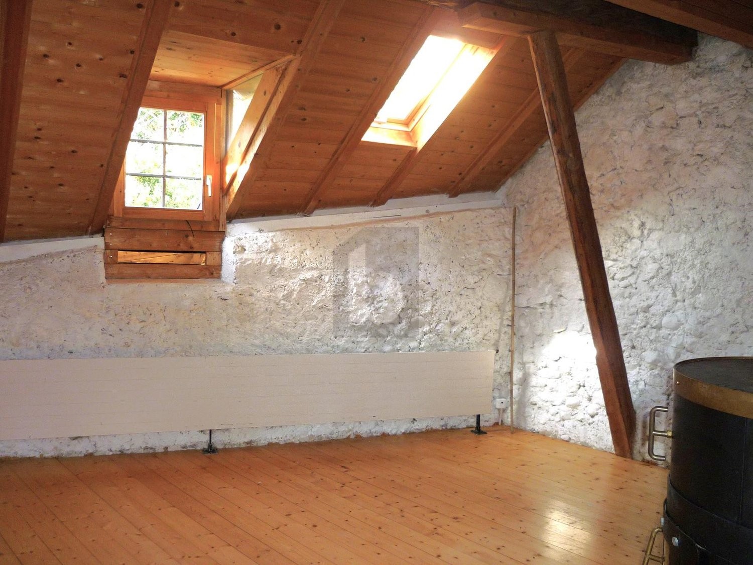 2 ½ Zimmer Dachwohnung, Foto 3 von 4