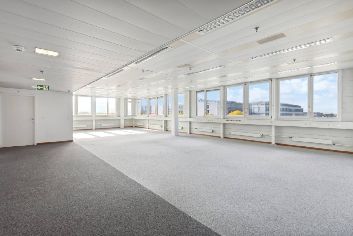 886m² office, Foto 3 von 6