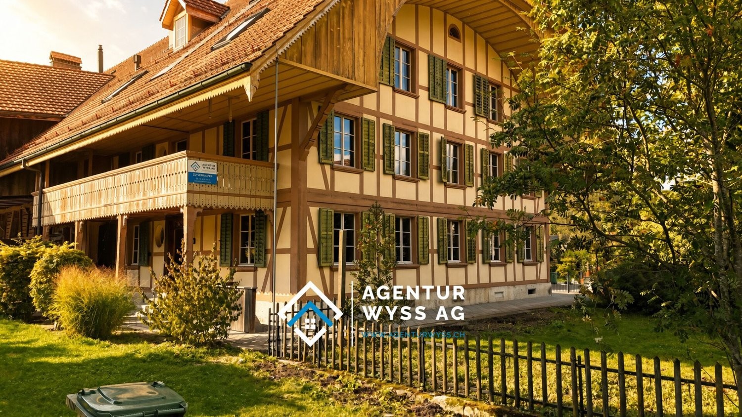 Living / commercial building