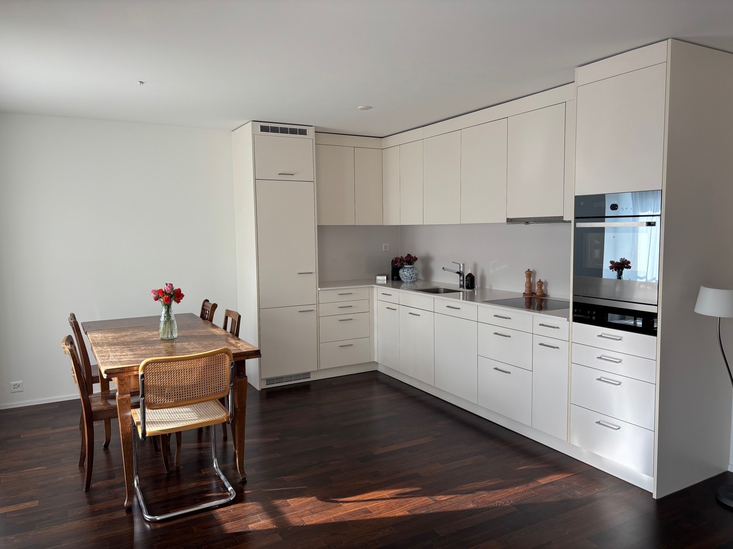 Möblierte 2.5-Zimmer-Wohnung, Foto 2 von 10
