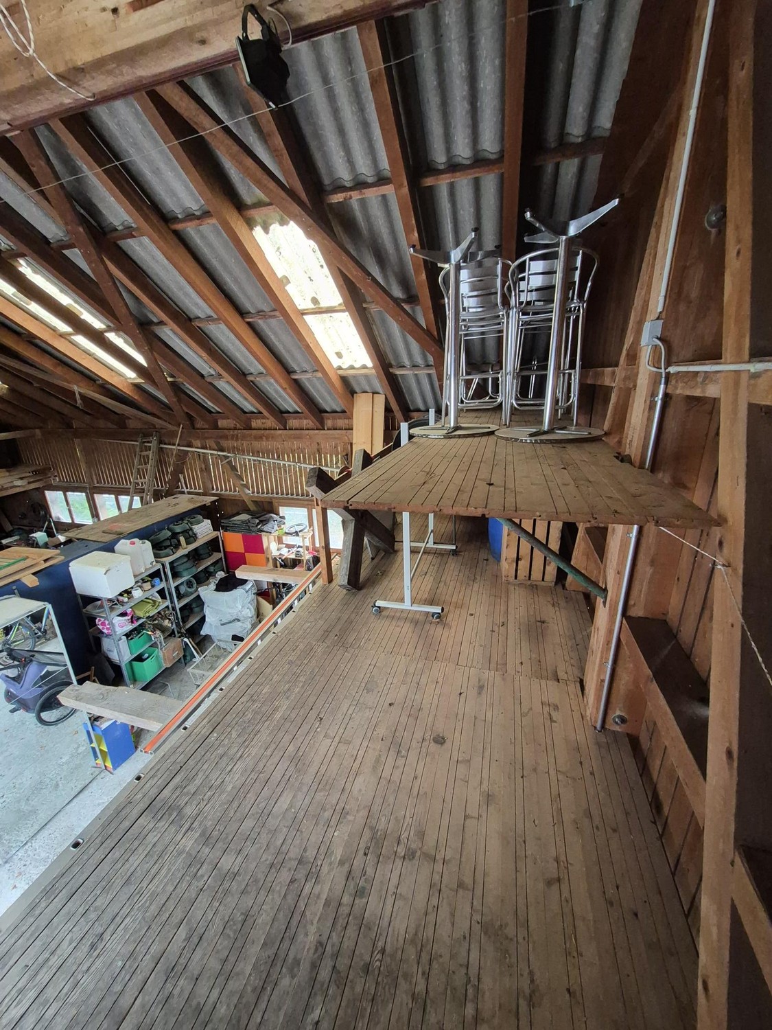 34m² commercial