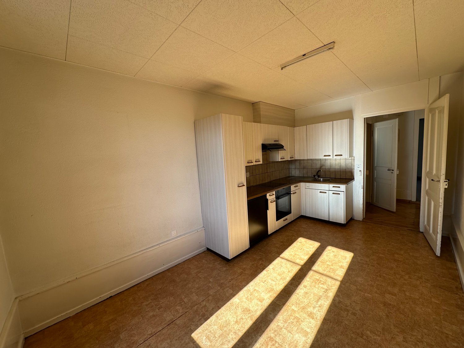 2 Zimmer Wohnung, Foto 2 von 5
