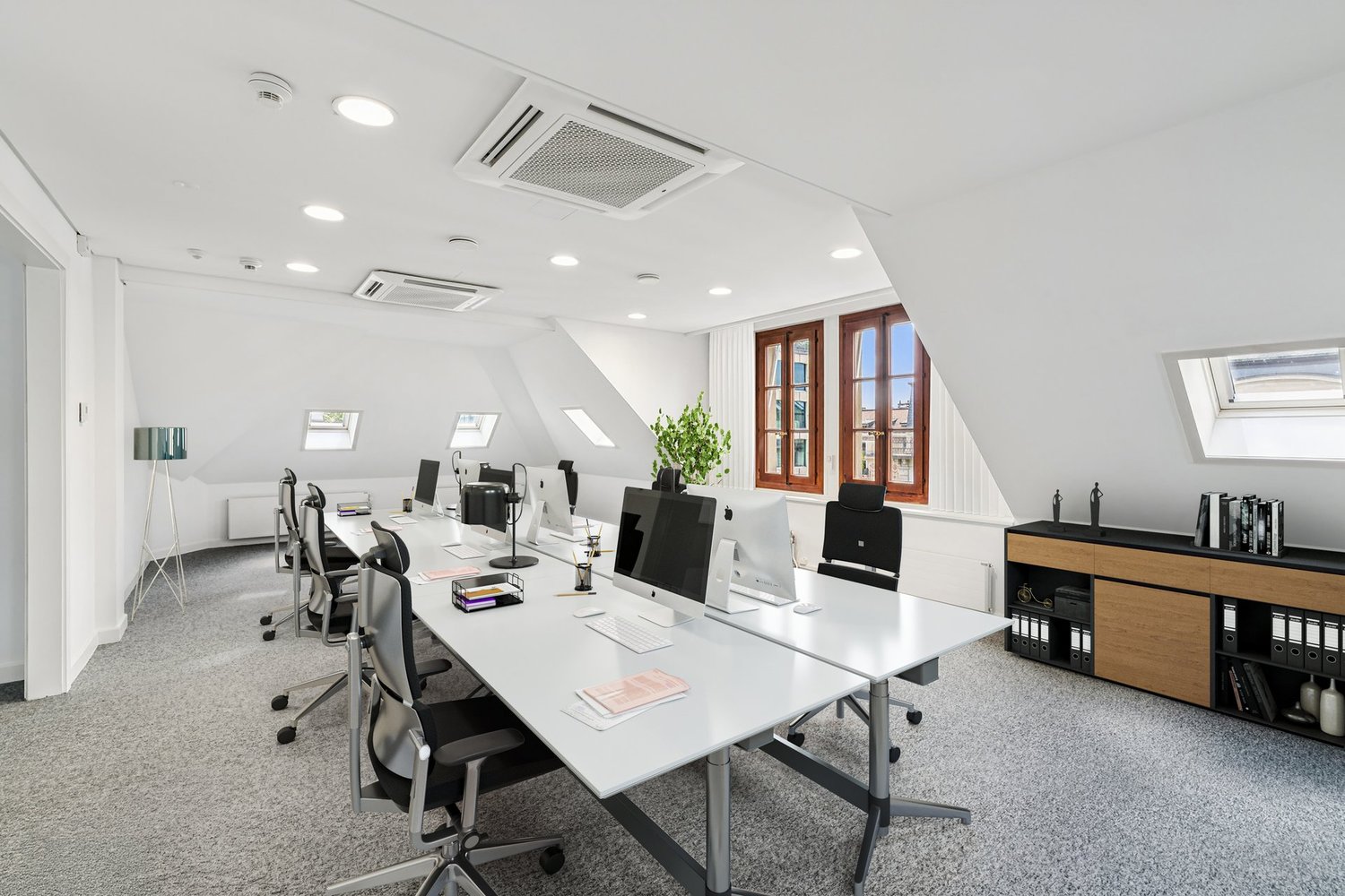 Office, Foto 4 von 10