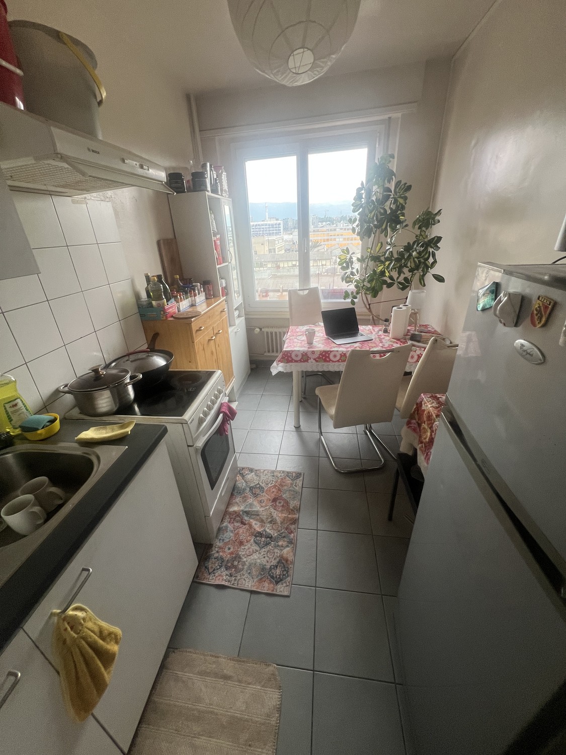 Camera in un appartamento condiviso