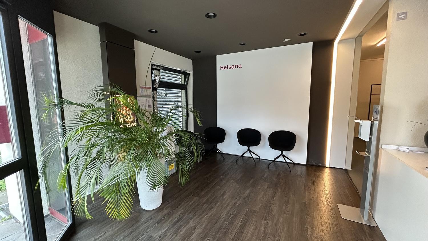 143m² commerciale