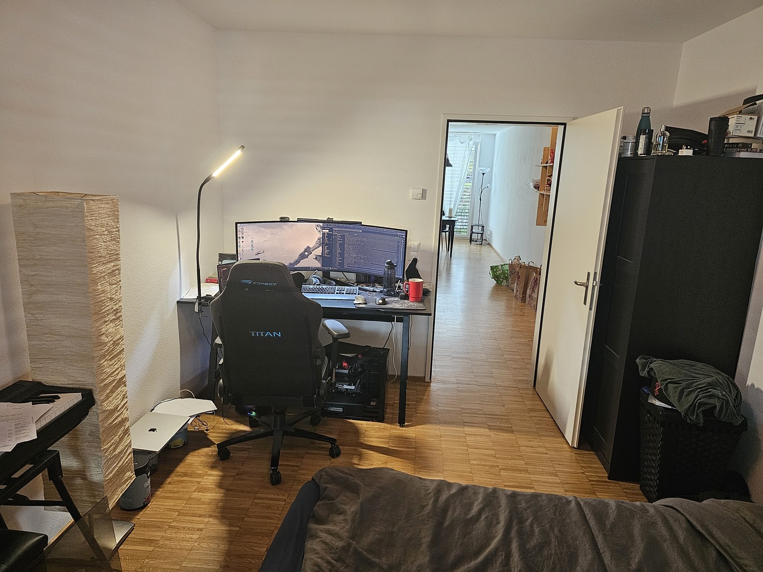 Zimmer in einer Wohngemeinschaft, Foto 3 von 7