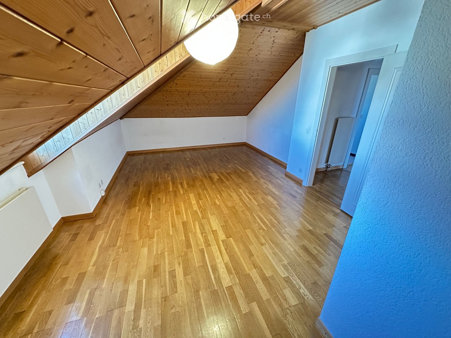 4-Zimmer-Wohnung, Foto 3 von 5