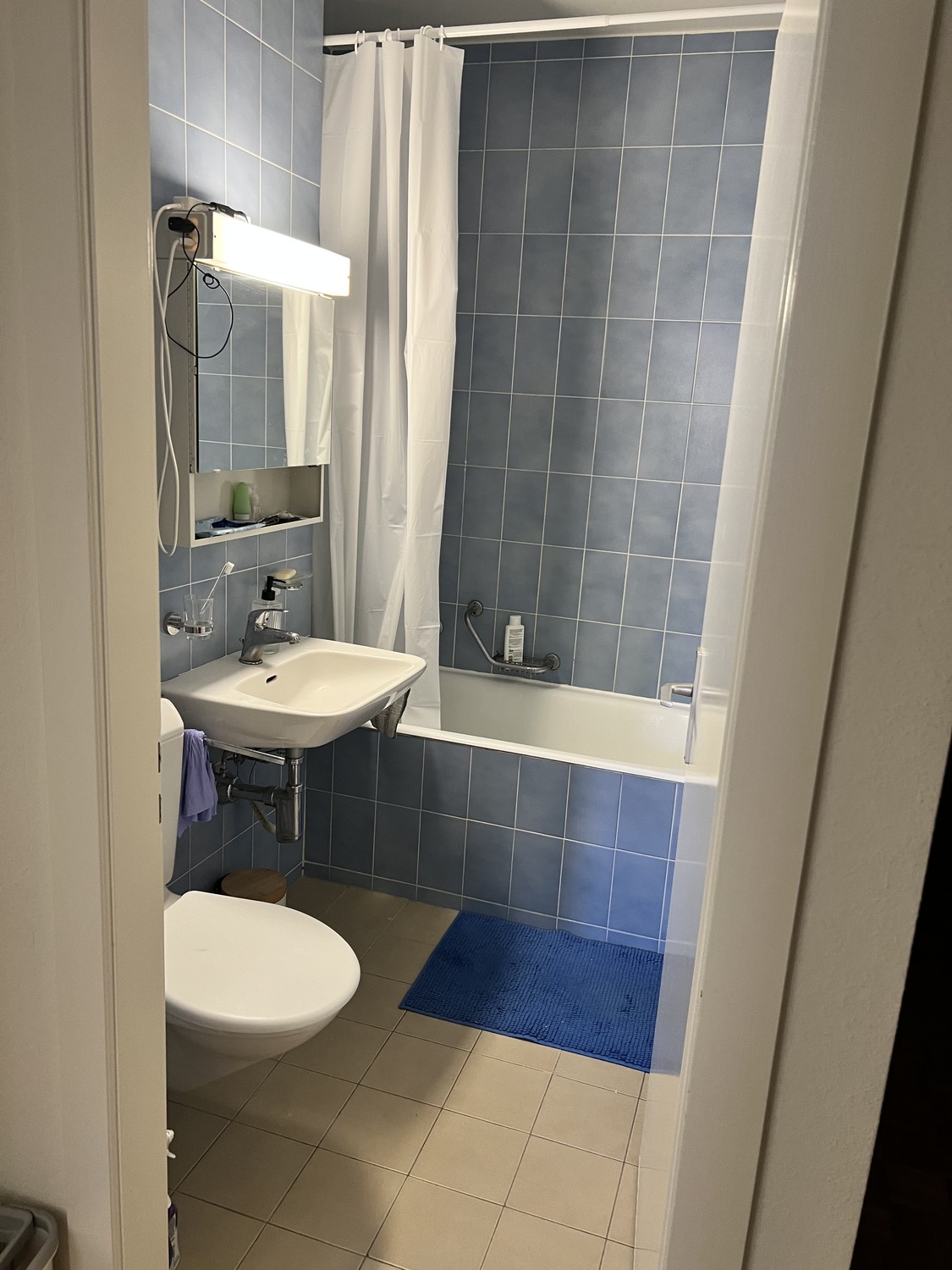 Zimmer in einer Wohngemeinschaft, Foto 5 von 6