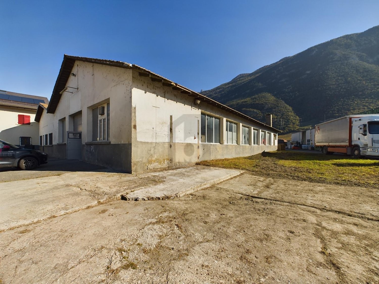 1000m² industrial object