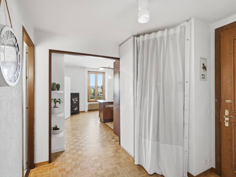 4-Zimmer-Wohnung, Foto 1 von 10