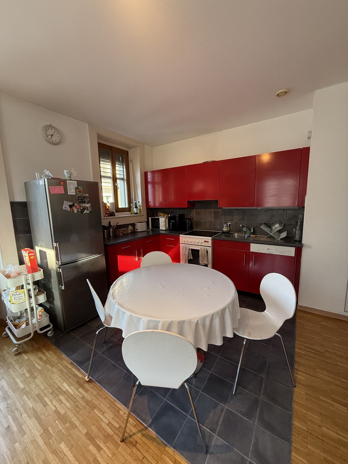 Zimmer in einer Wohngemeinschaft, Foto 2 von 4