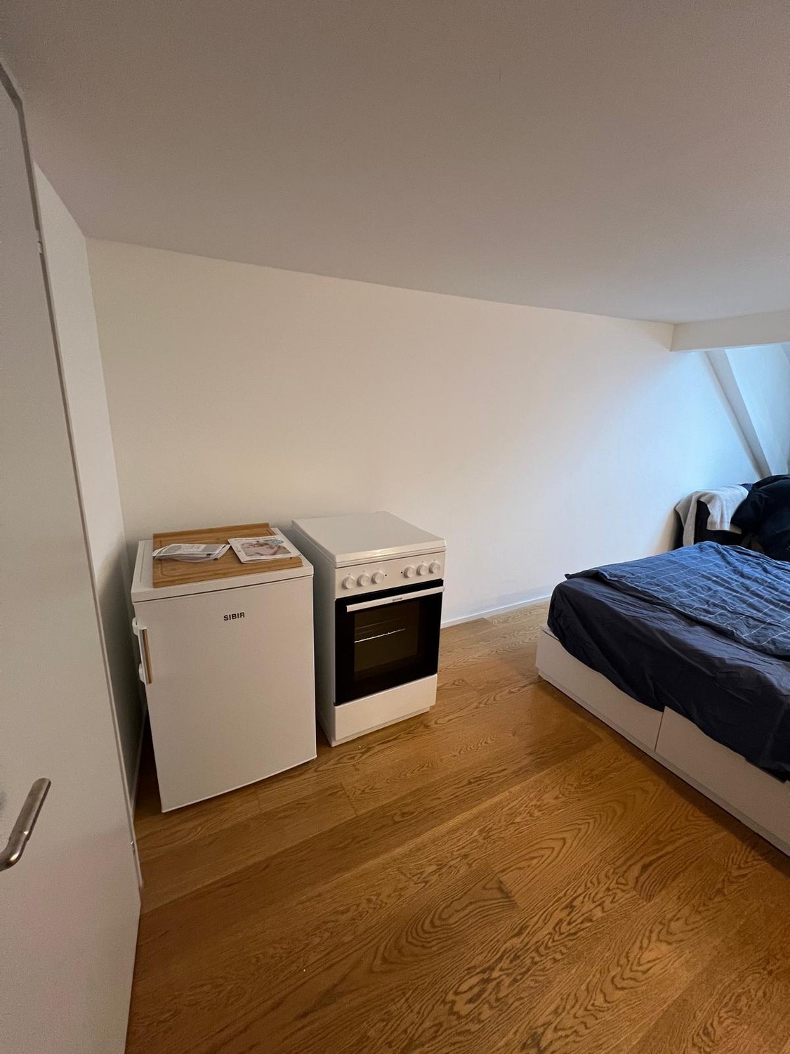 1 room apartment, Foto 4 von 6