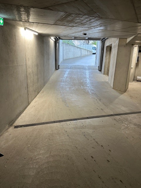 Underground slot