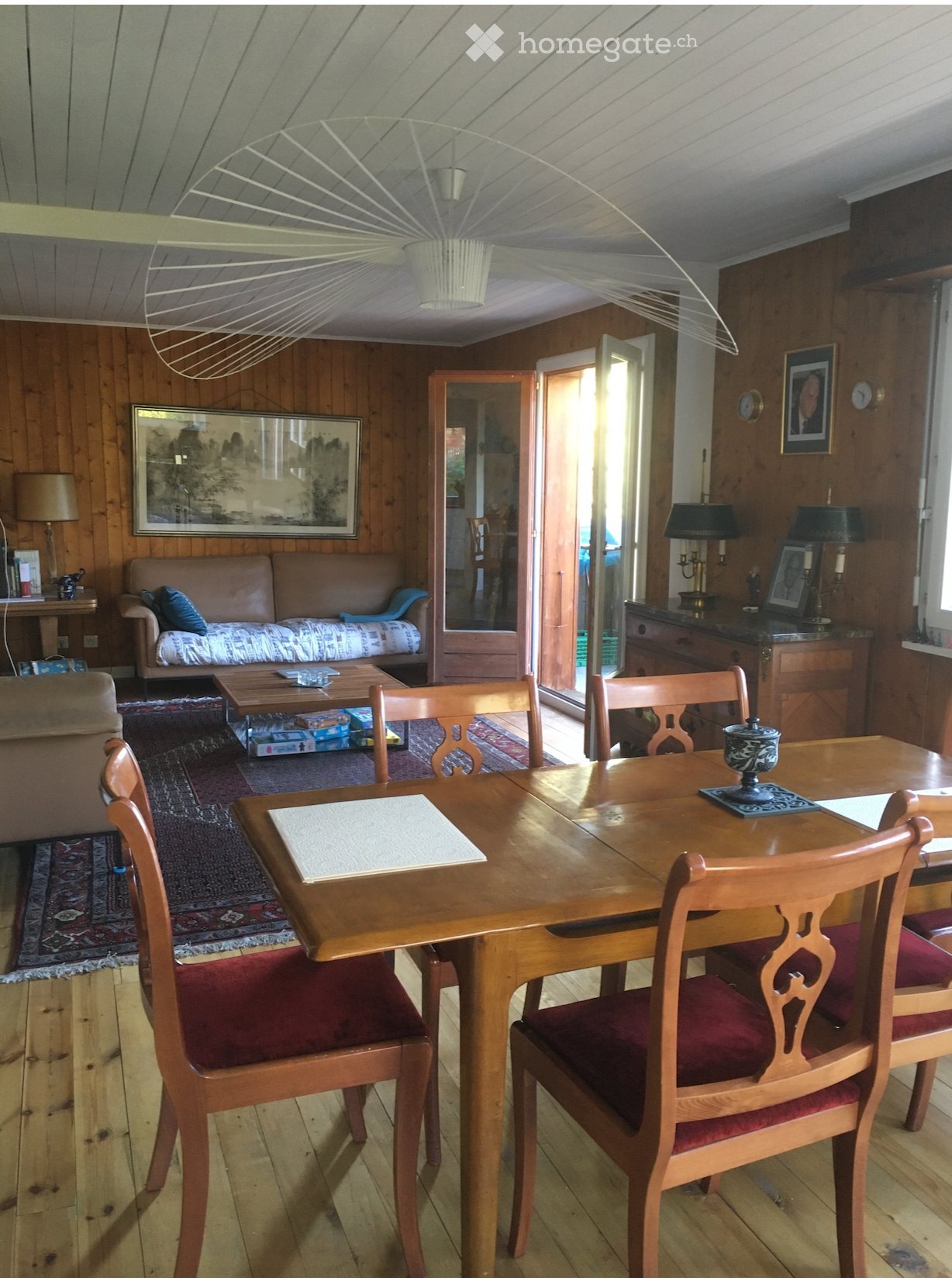 8 ½ Zimmer Einfamilienhaus, Foto 2 von 5