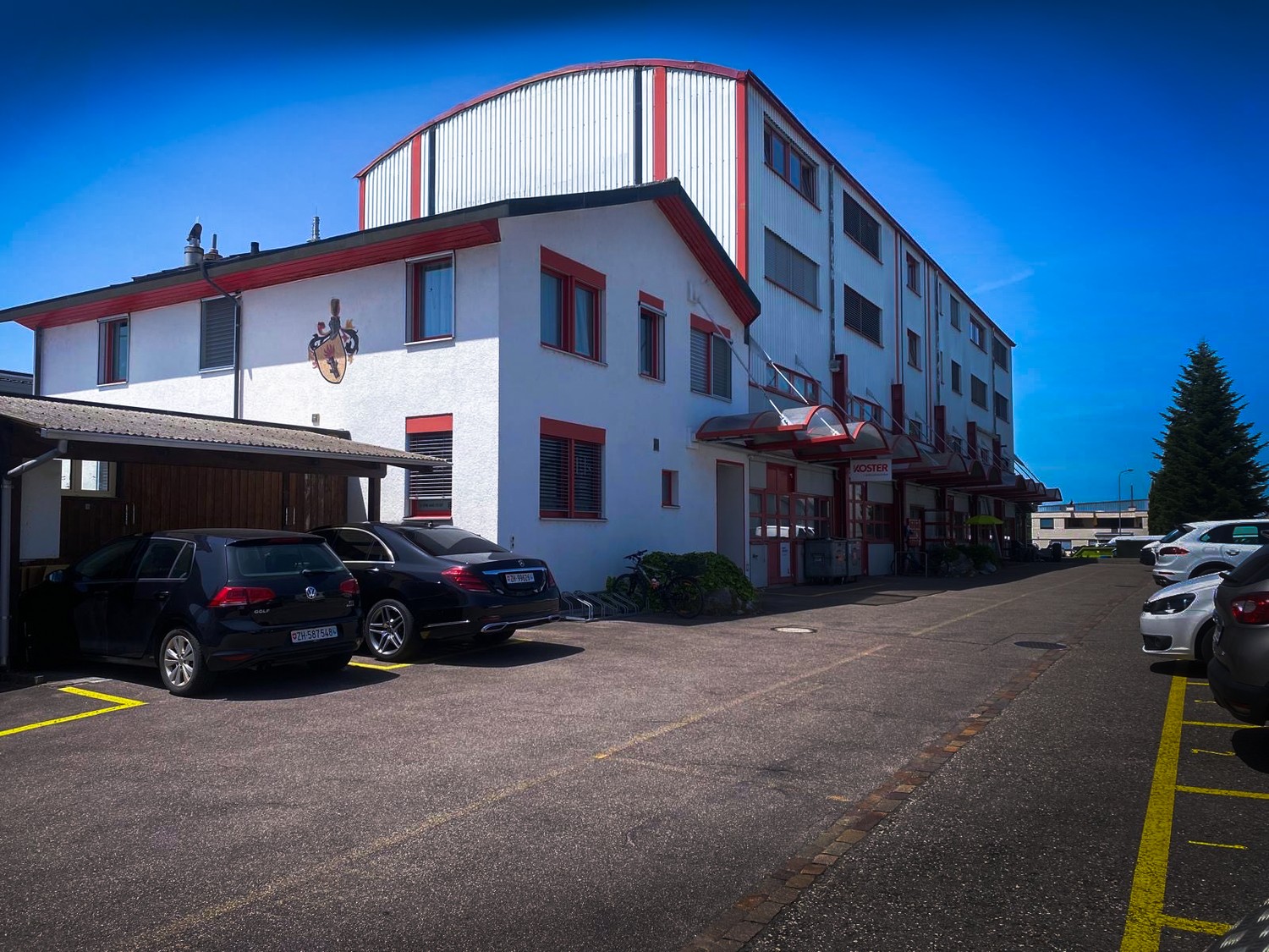 180m² commerciale