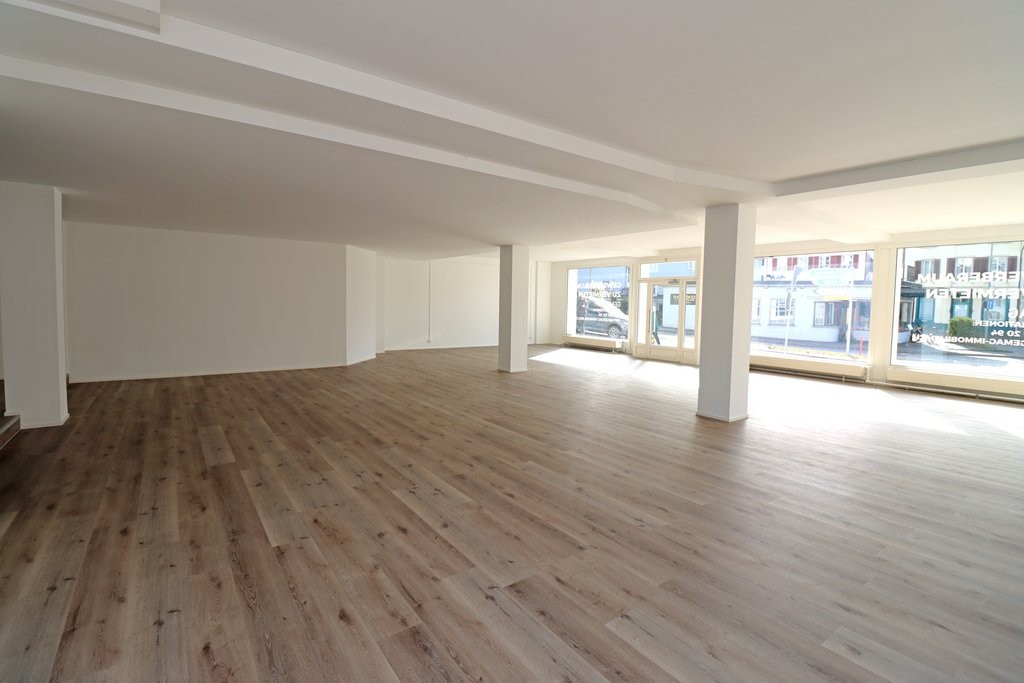 235m² commercial, Foto 3 von 10