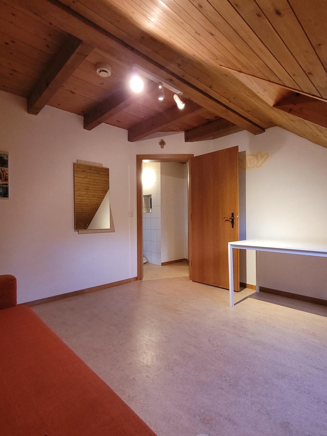 Room in a shared flat, photo 2 of 8