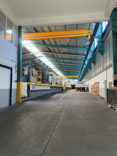Oggetto industriale, foto 2 di 3