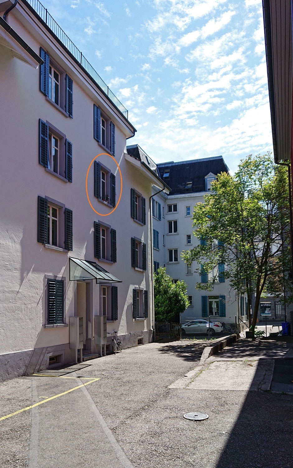 Chambre dans un appartement partagé