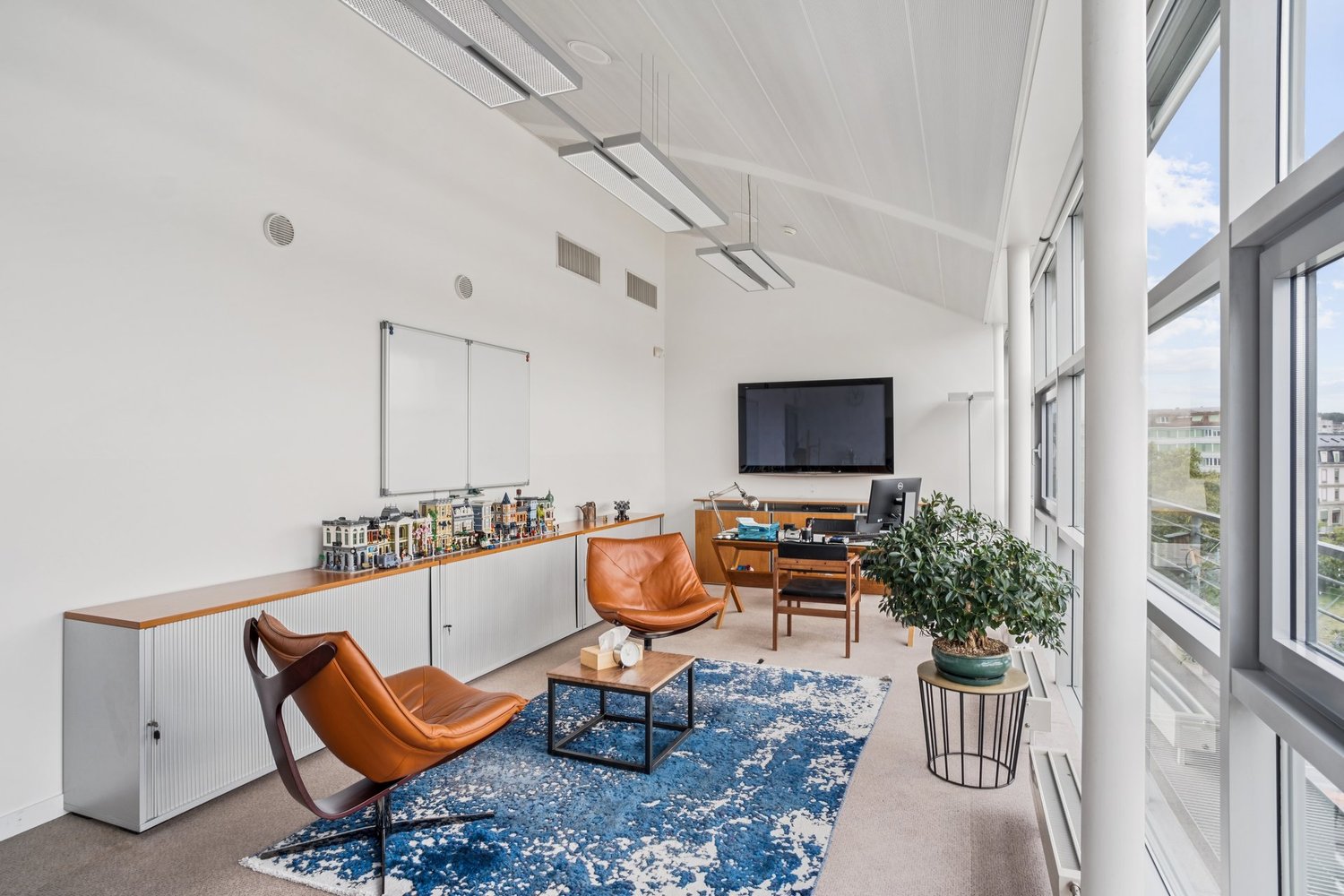 640m² Büro