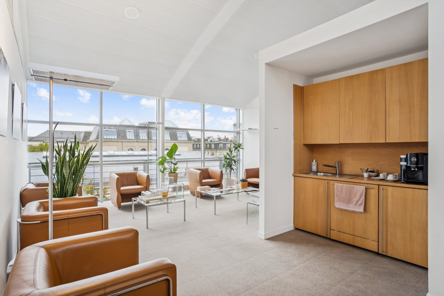640m² Büro