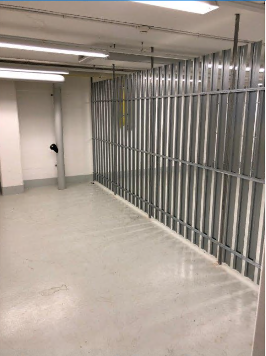 25m² cellar compartment, photo 1 sur 4