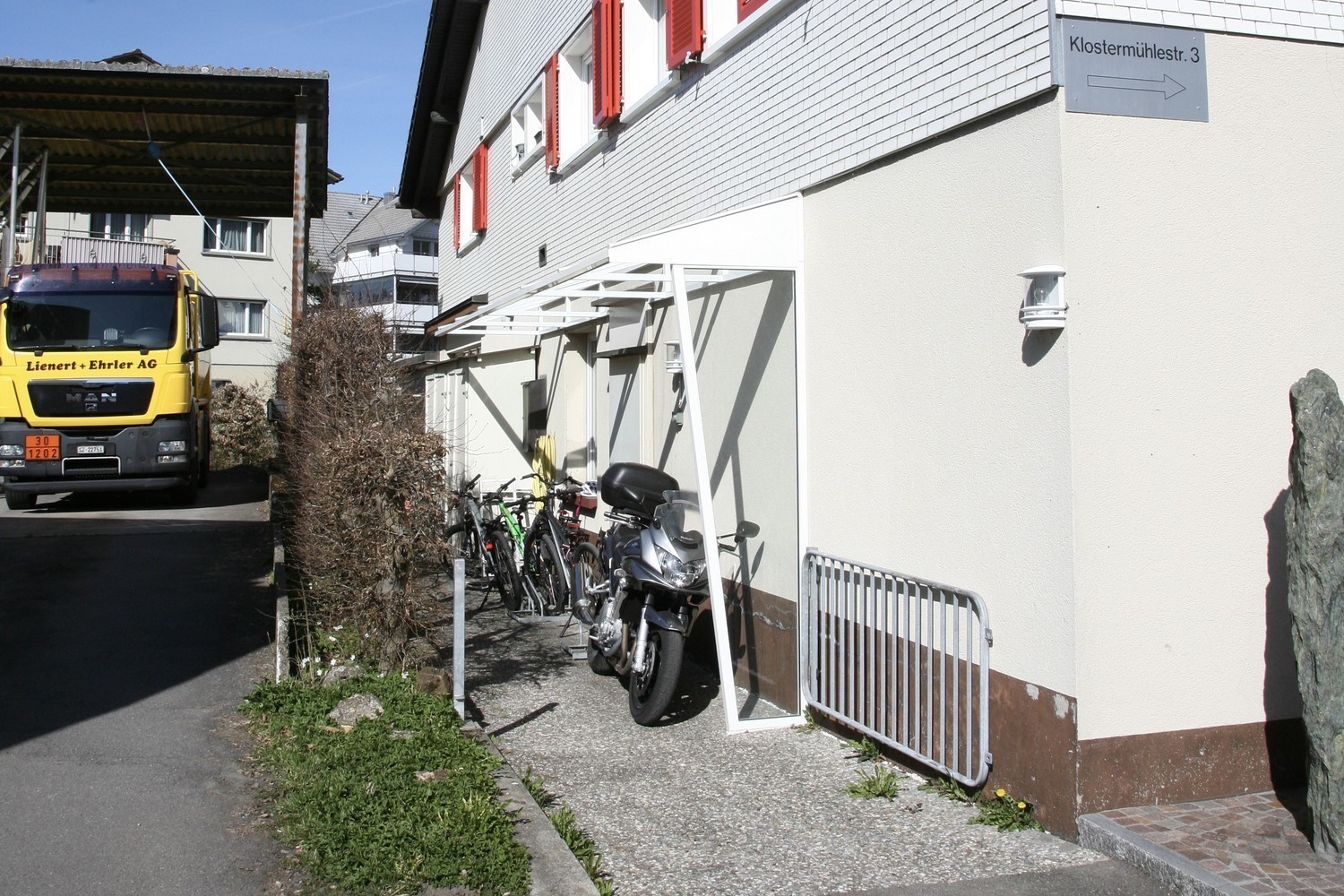 173m² commercial