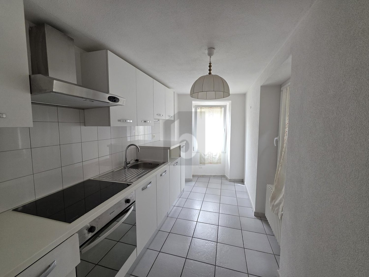 5 rooms single house