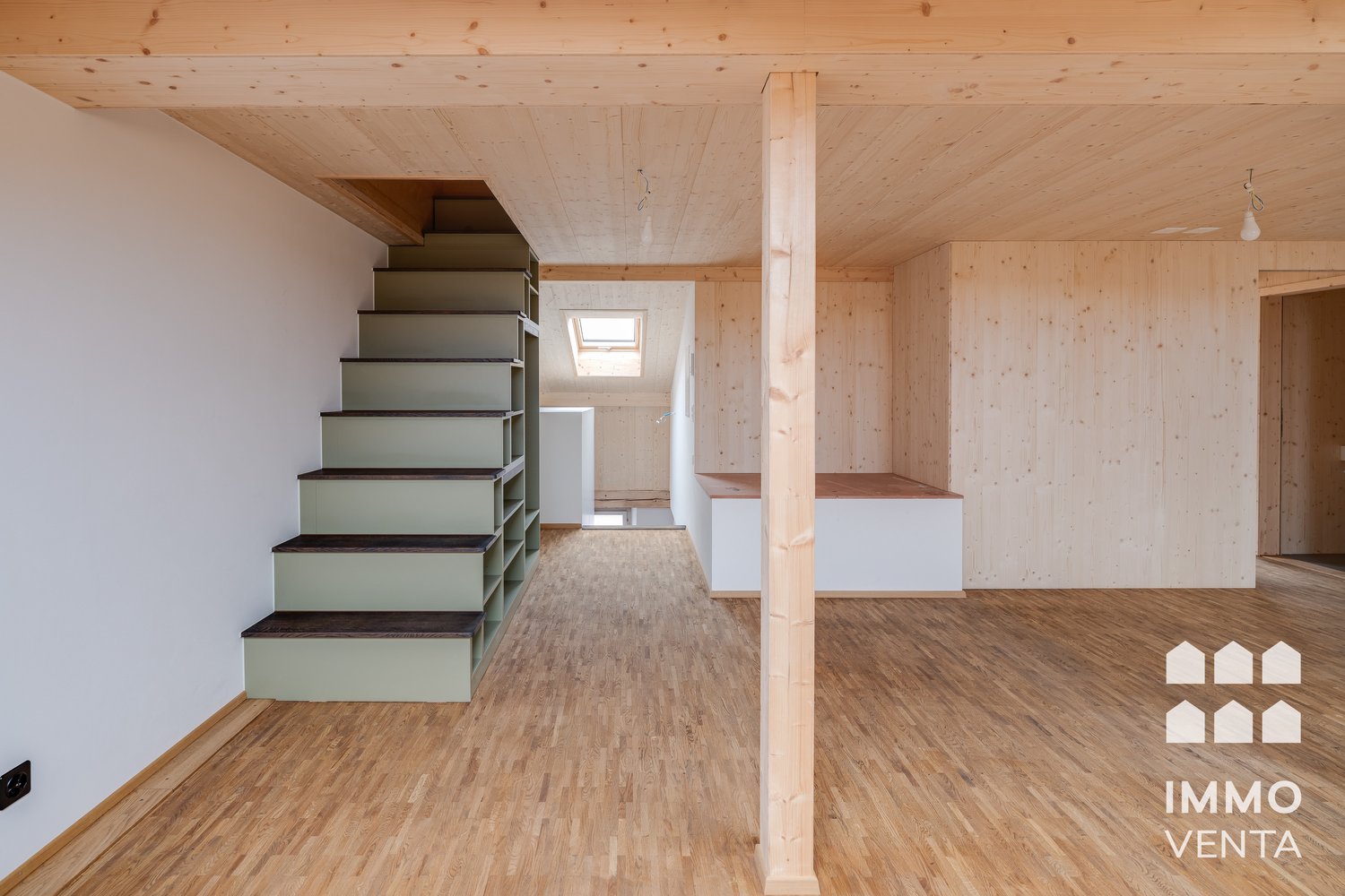 2 ½ rooms roof flat, Foto 1 von 10