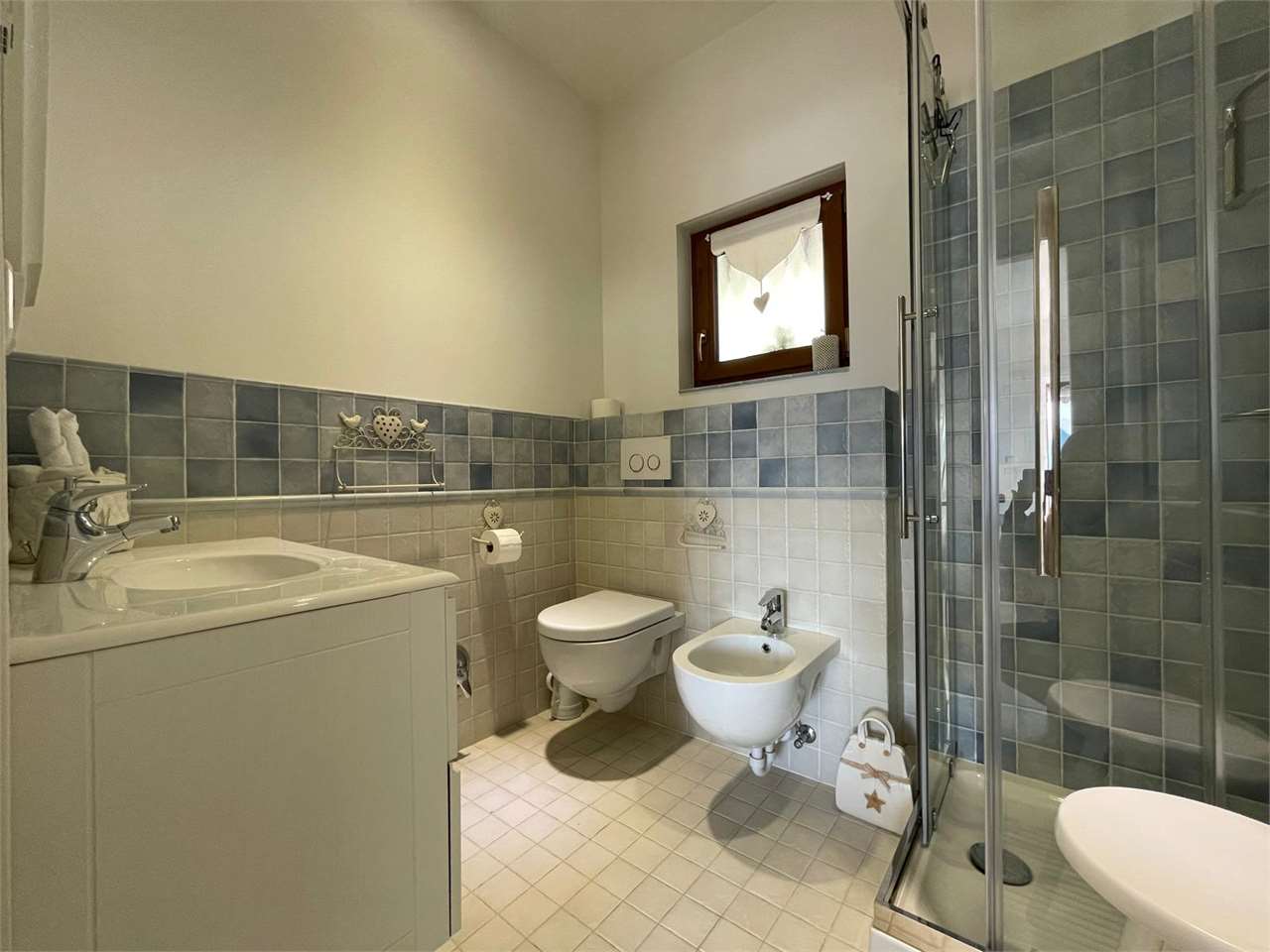 3 rooms apartment