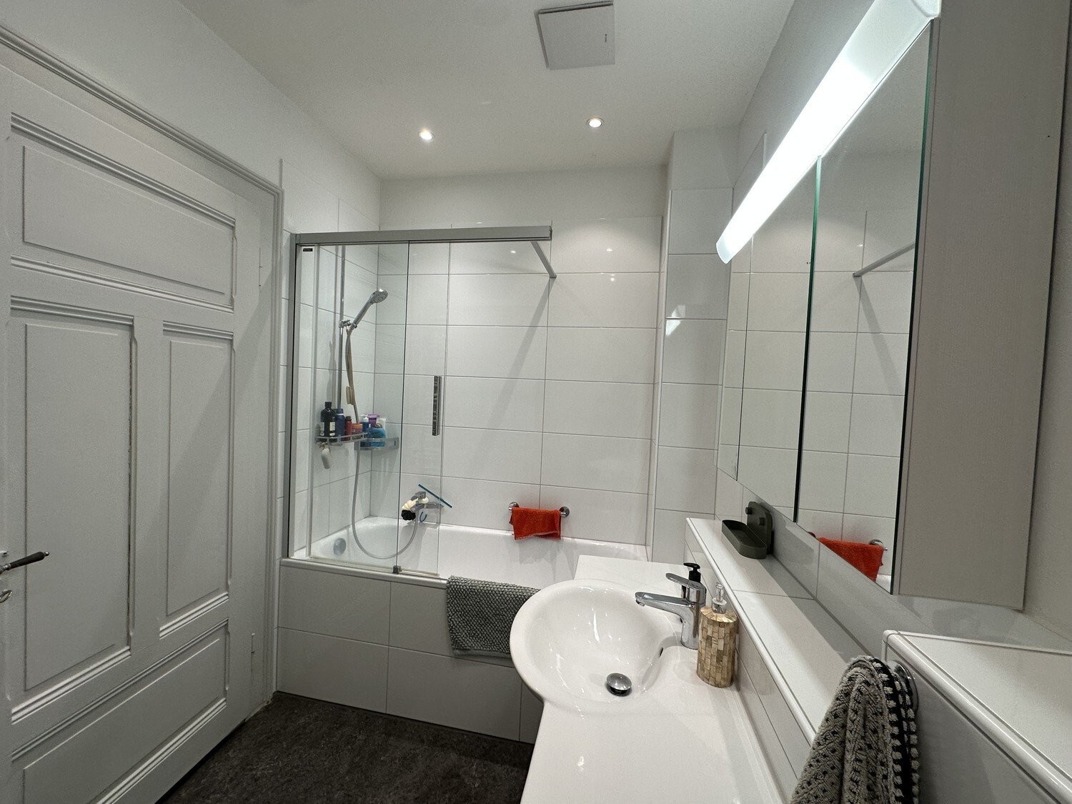 2 ½ rooms furnished flat