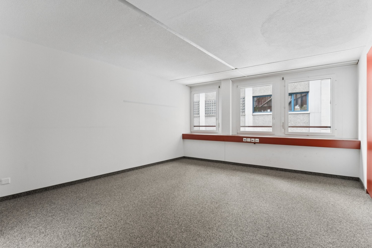1025m² bureau