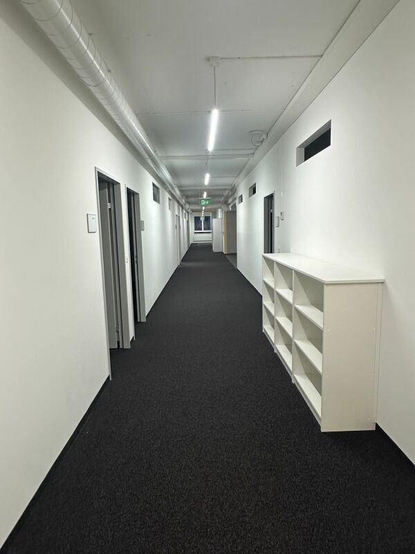 670m² commercial, Foto 9 von 10