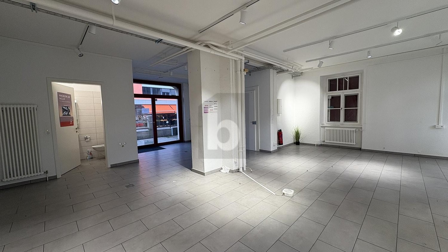 56m² Laden