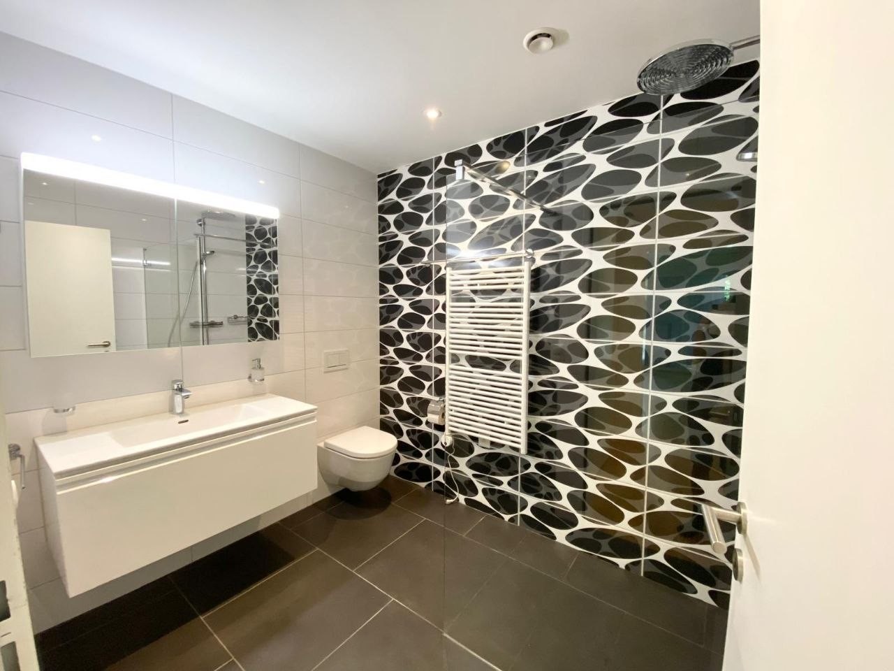 2 ½ Zimmer-Wohnung, Foto 3 von 10