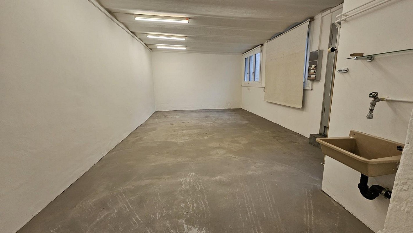 60m² commerciale