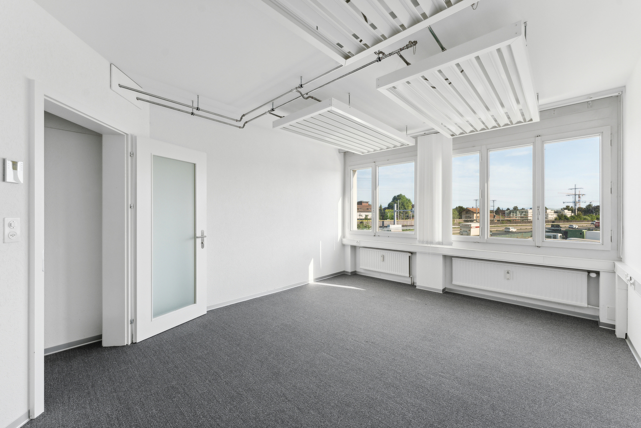 530m² office, Foto 3 von 10