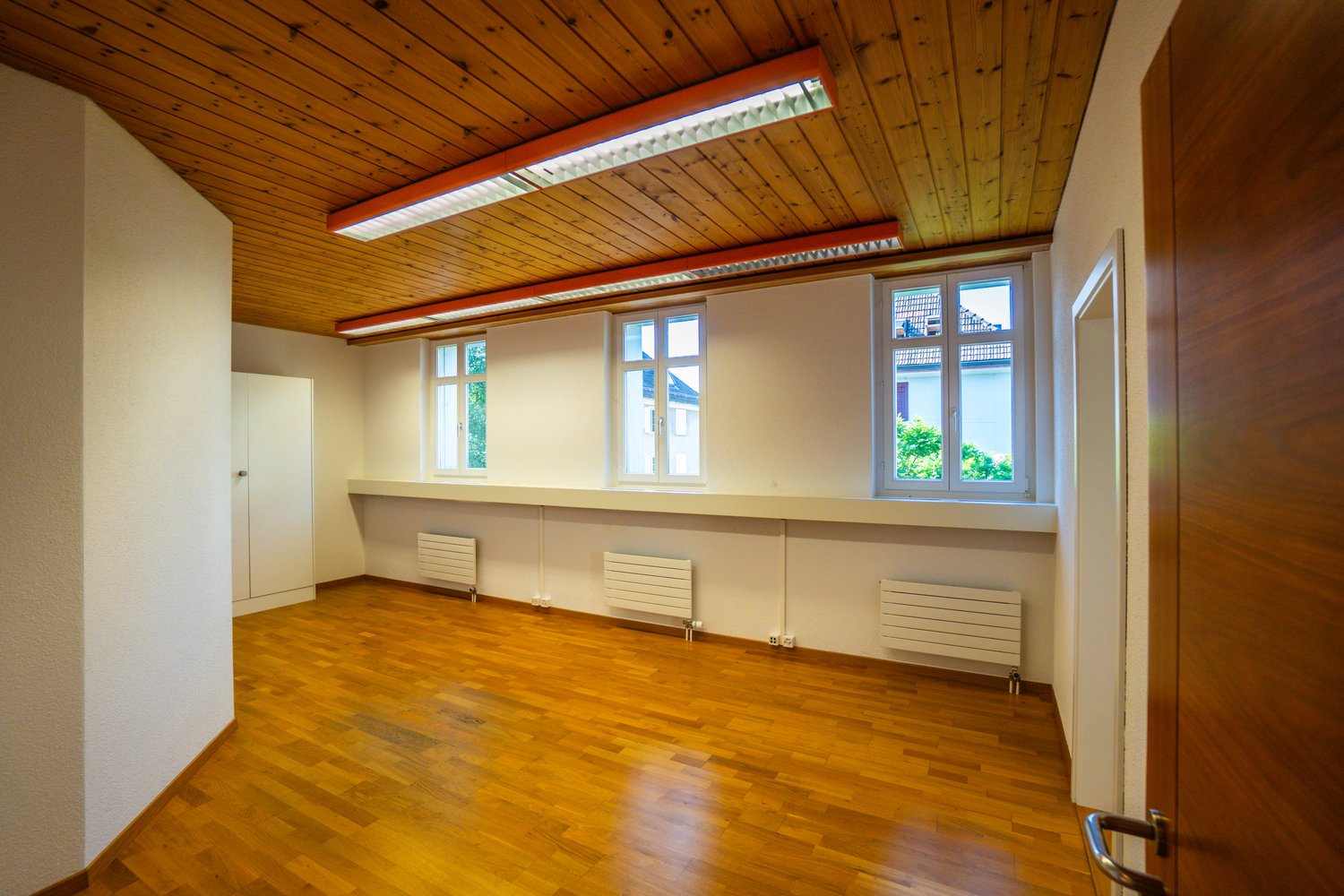 Office, Foto 2 von 10